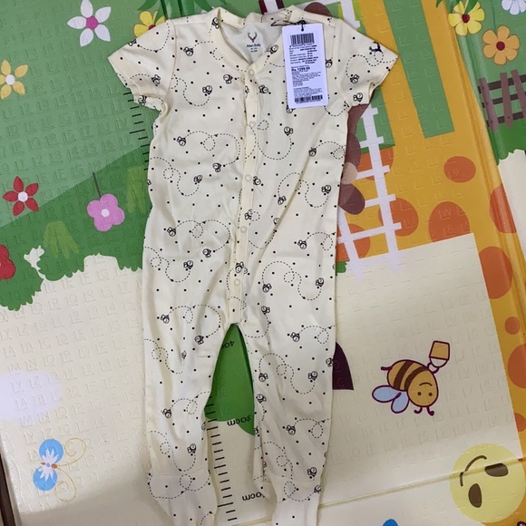 New Allen solly kids cloths 12-18 - Picture 4 of 5